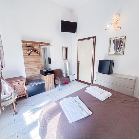 Villa Giove Rooms Prato  Exterior foto